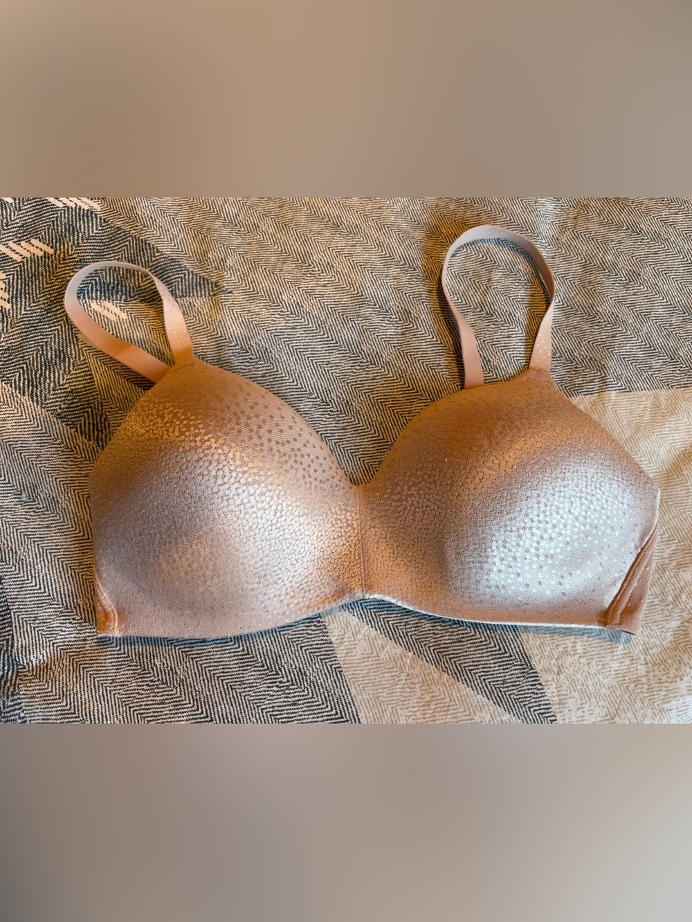 Wacoal Back Appeal Wireless Bra 34DD